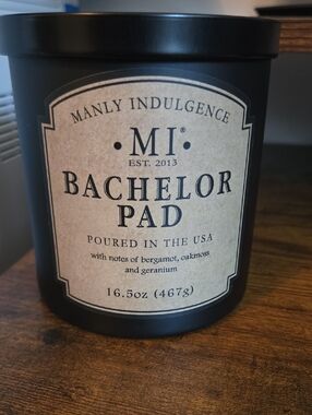 Bachelor Pad Scented Candle — Black